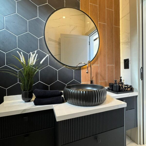 WhatsApp Image 2025-08-14 at 14.02.22 (1)